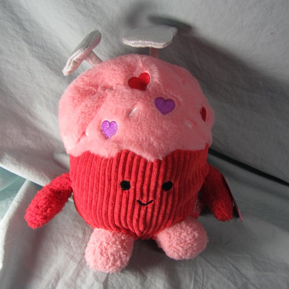 3 for $60 - plush 7.5" Kellytoy Russ valentine cupcake NWT Bum Bumz (T209)